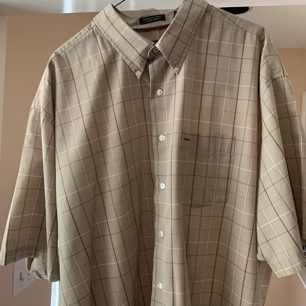 Van Heusen casual s/s shirt, button front XXL.